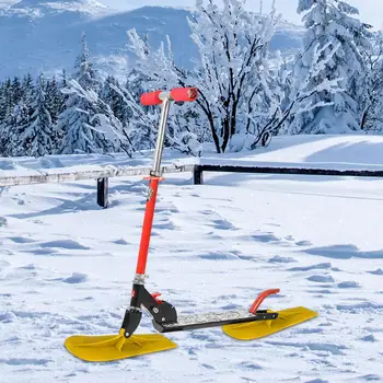 2 бр. моторни шейни, ски-бягане, шейни, ски дъска за каране на сноуборд през зимата на открито