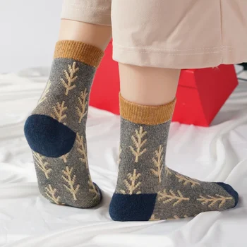 2 чифта зимни женски чорапи, японски реколта вълнени чорапи под формата на елхи, удобни и модерни дебели чорапи в контрастен цвят
